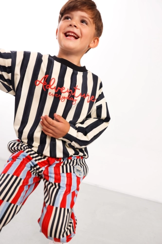 Bluza Lazy Adventure Stripes